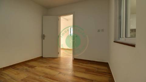 - Arrenda-se andar de moradia T2 na Figueira da...