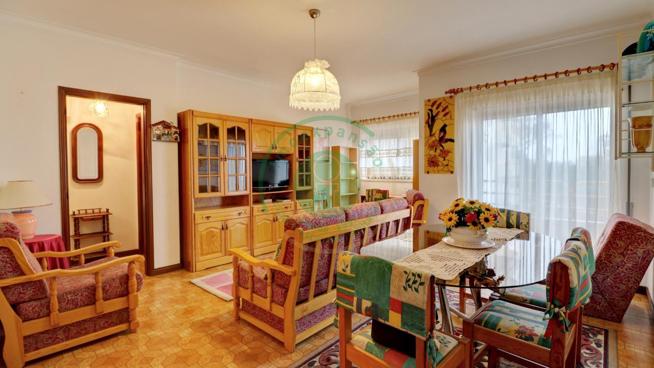 - T1 mobilado para arrendamento na Figueira da...