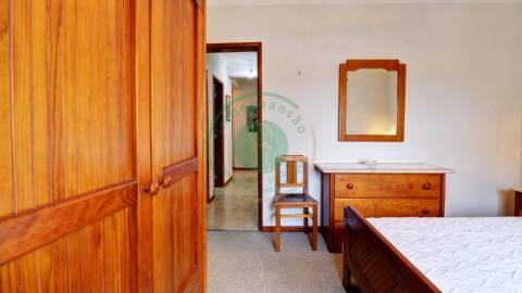 - Vende-se apartamento T2 na Figueira da Foz,...