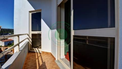 - Vende-se apartamento T2 na Figueira da Foz, em...