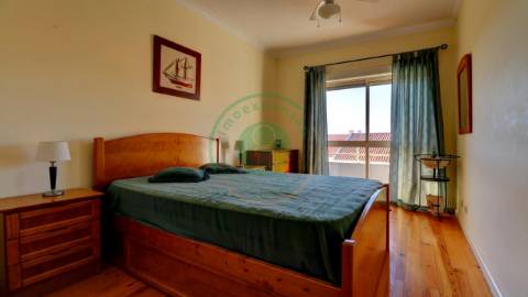 - Vende-se apartamento T2 na Figueira da Foz, em...