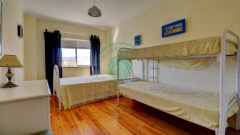 - Vende-se apartamento T2 na Figueira da Foz, em...