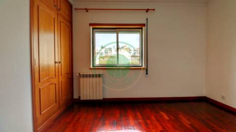 - T2 disponível para arrendamento na Figueira da...