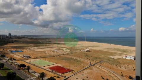 -  Vende-se T1K remodelado na Figueira da Foz,...