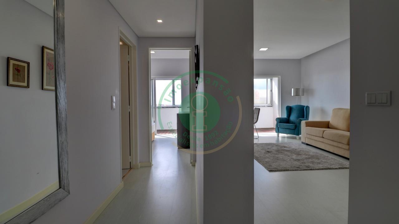 -  Vende-se T1K remodelado na Figueira da Foz,...