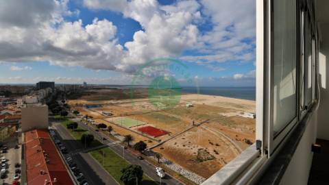 -  Vende-se T1K remodelado na Figueira da Foz,...