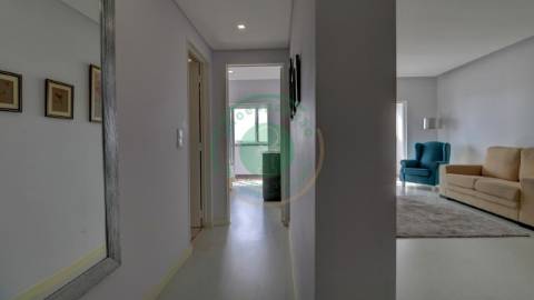 -  Vende-se T1K remodelado na Figueira da Foz,...