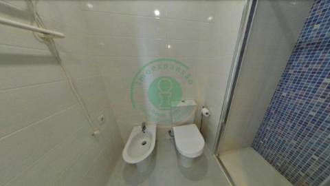 -  Vende-se T1K remodelado na Figueira da Foz,...