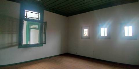 Imóvel Comercial e Habitacional no Centro Histórico de Vila Real