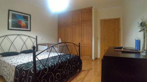 Moradia T4 com Logradouro e Jardim ao Intermarché de Vila Real