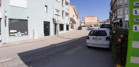 Retoma Bancária | Loja no Centro da Cidade de Valpaços