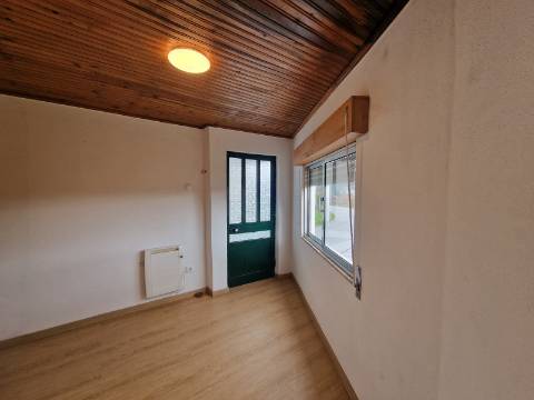 T1 a 2 minutos do nó da A4 (Parada do Pinhão/Justes)