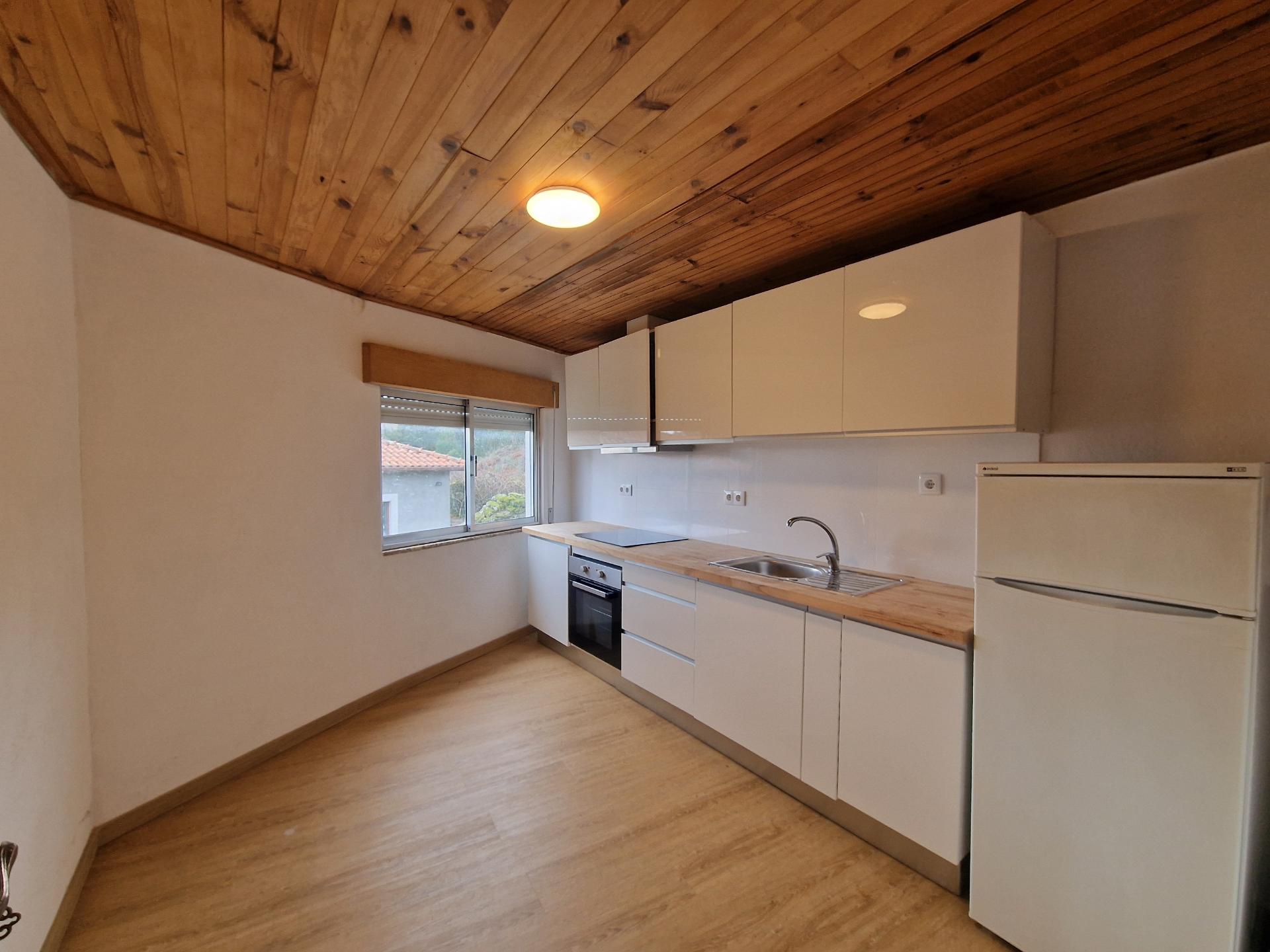 T1 a 2 minutos do nó da A4 (Parada do Pinhão/Justes)