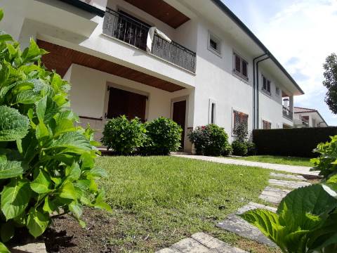 A Estrear, Moradias T4+1 na Urbanização Villa Sol em Vila Real