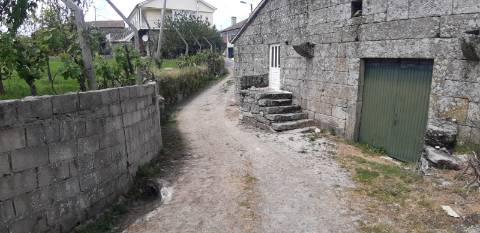 Para Recuperar | Moradia em Pedra | Carva, Murça