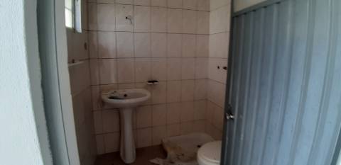 Para Recuperar | Moradia em Pedra | Carva, Murça