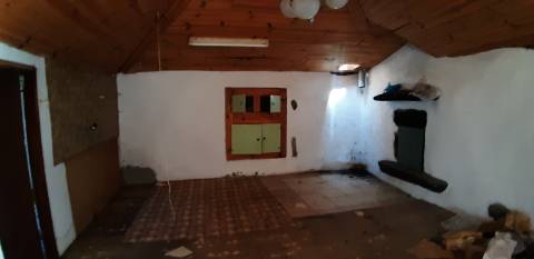 Para Recuperar | Moradia em Pedra | Carva, Murça