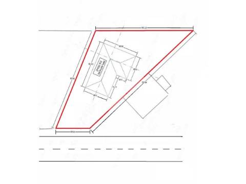 Lote para Moradia com 2 Andares e 4 Frentes em Roalde, Sabrosa