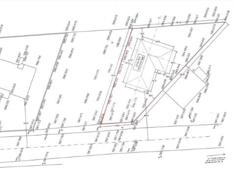 Lote para Moradia com 2 Andares e 4 Frentes em Roalde, Sabrosa
