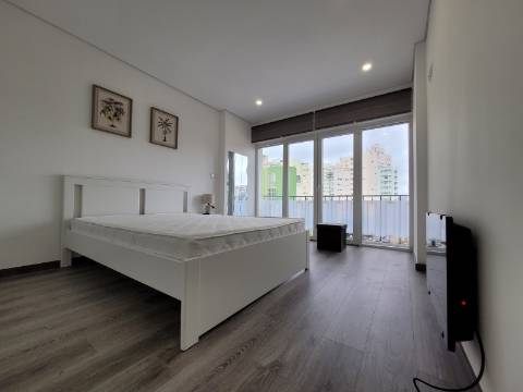 T4 Transformado em Dois T1(s) Junto ao Supermercado LIDL em Vila Real