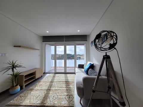 T4 Transformado em Dois T1(s) Junto ao Supermercado LIDL em Vila Real