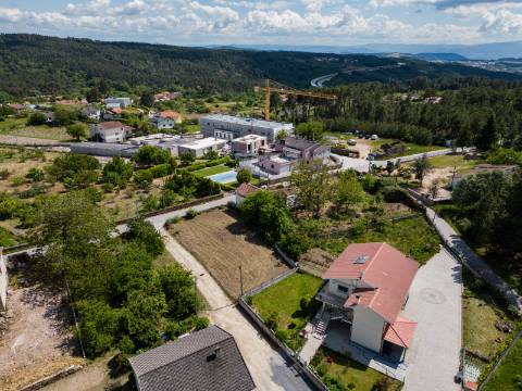 Terreno em Zona de Construção de Moradias | Alvites | Vila Real