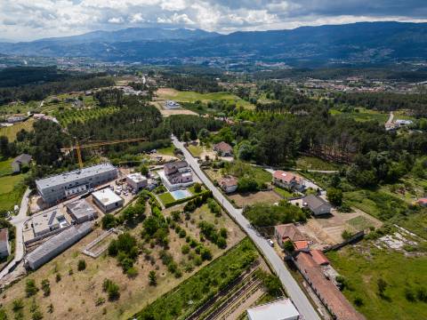Terreno em Zona de Construção de Moradias | Alvites | Vila Real