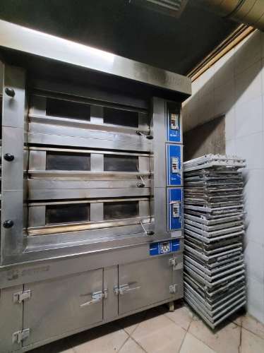 Trespassa-se Padaria em Pleno Funcionamento