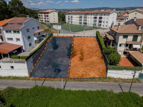 2 Lotes Moradias 3 Frentes | Ao Hospital em Lordelo | Vila Real