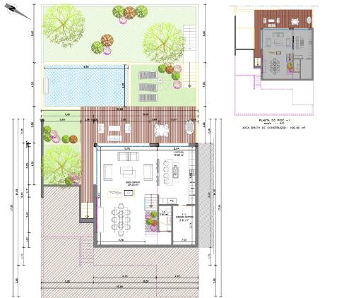 Moradias T4 de Três Frentes com Dois Andares e Piscina