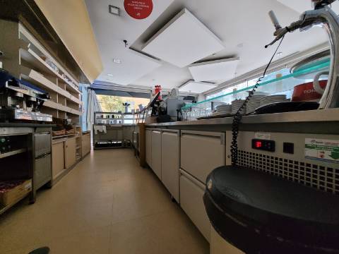 Trespasse de Pastelaria/ Padaria na Av. da Europa em Vila Real