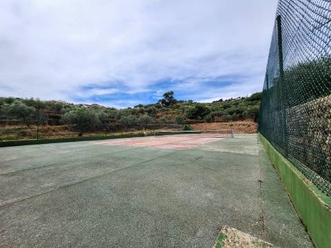 Unidade de Turismo inserida em Quinta de 20 hectares
