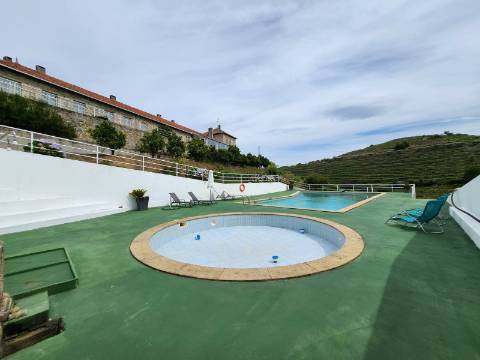 Unidade de Turismo inserida em Quinta de 20 hectares