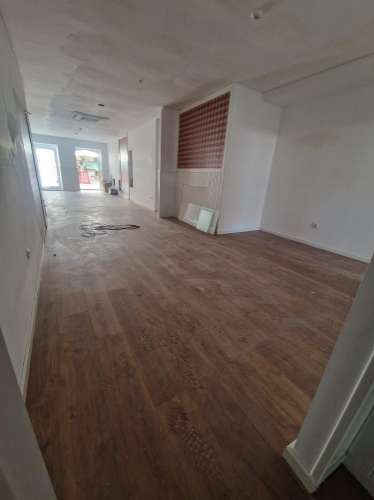 Em Vila Real, Loja de Cave e Rés do Chão Junto à Loja do Cidadão