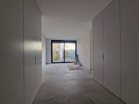 Moradia T4+1 com 4 suites em Borbela, Vila Real