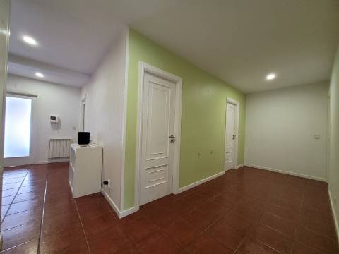 T3 com Ótimas Áreas na Senhora da Conceição em Vila Real