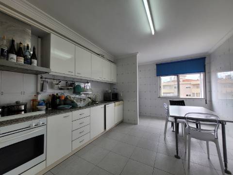 T3 com Ótimas Áreas na Senhora da Conceição em Vila Real