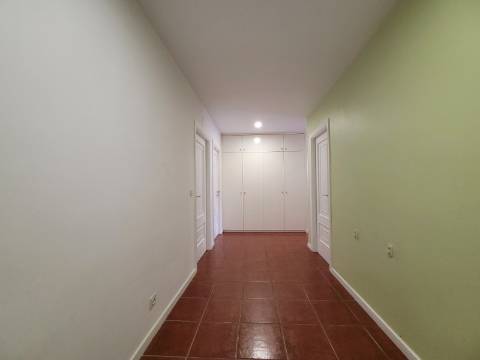 T3 com Ótimas Áreas na Senhora da Conceição em Vila Real