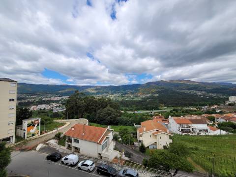 T3 com Ótimas Áreas na Senhora da Conceição em Vila Real