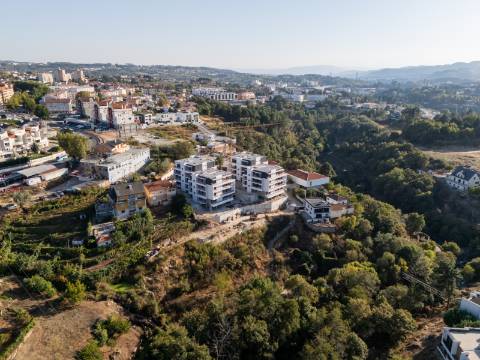 Em Campanha, Cedência de Posição de Apartamento T2 em Vila Real