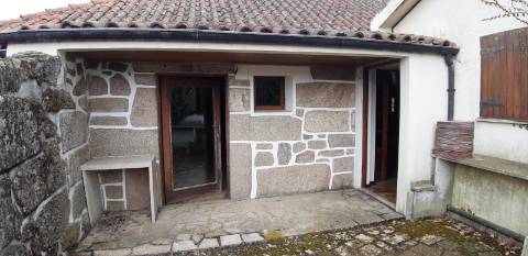 Retoma Bancária, Moradia T5 em Telões, Vila Pouca de Aguiar