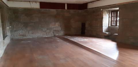 Retoma Bancária, Moradia T5 em Telões, Vila Pouca de Aguiar