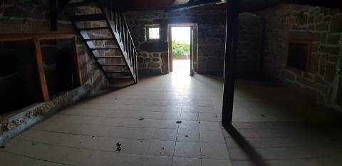 Retoma Bancária, Moradia T5 em Telões, Vila Pouca de Aguiar