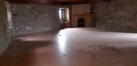 Retoma Bancária, Moradia T5 em Telões, Vila Pouca de Aguiar