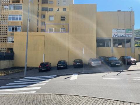 Escritório de 47 m2 em Godim, Peso da Régua