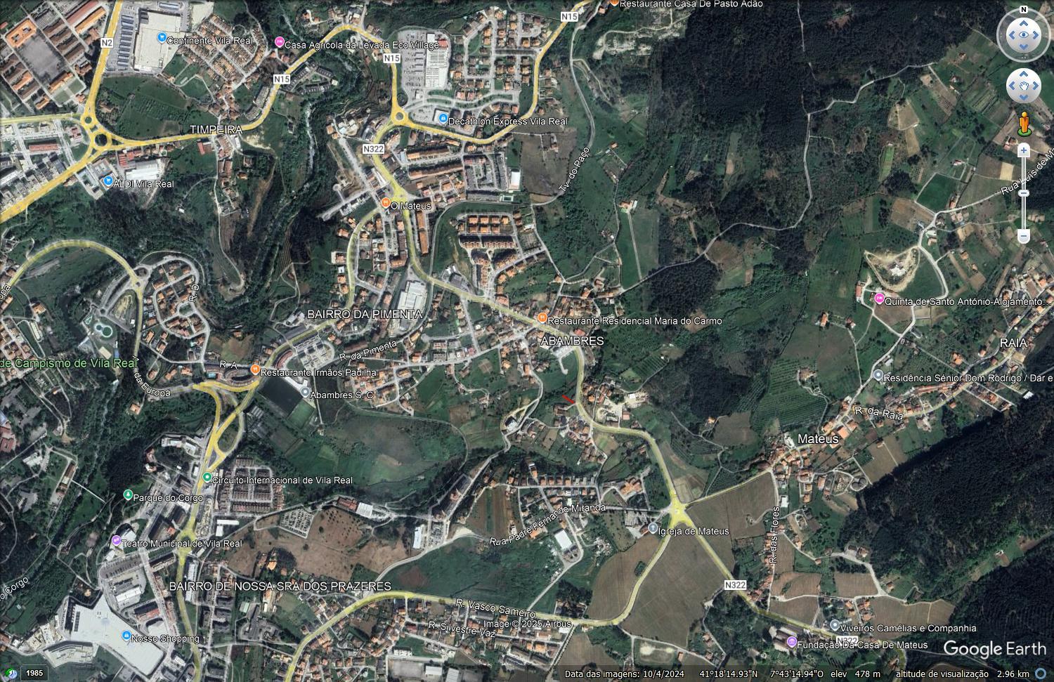 Lote de Terreno com 595 m2 para Moradia de 4 Frentes
