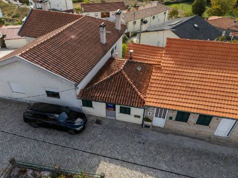 Moradia T1 de rés do chão e cave a 700 m do Hospital de Vila Real