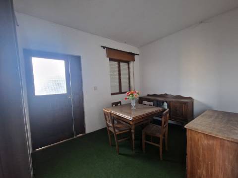 Moradia T1+1 na Granja, Parada de Cunhos, Vila Real