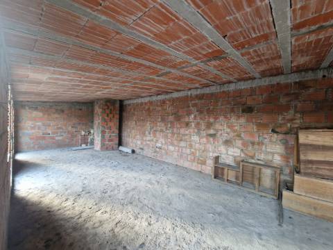 Moradia T1+1 na Granja, Parada de Cunhos, Vila Real