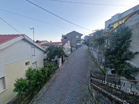 Moradia T1+1 na Granja, Parada de Cunhos, Vila Real